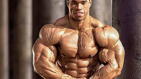 how old is kevin levrone